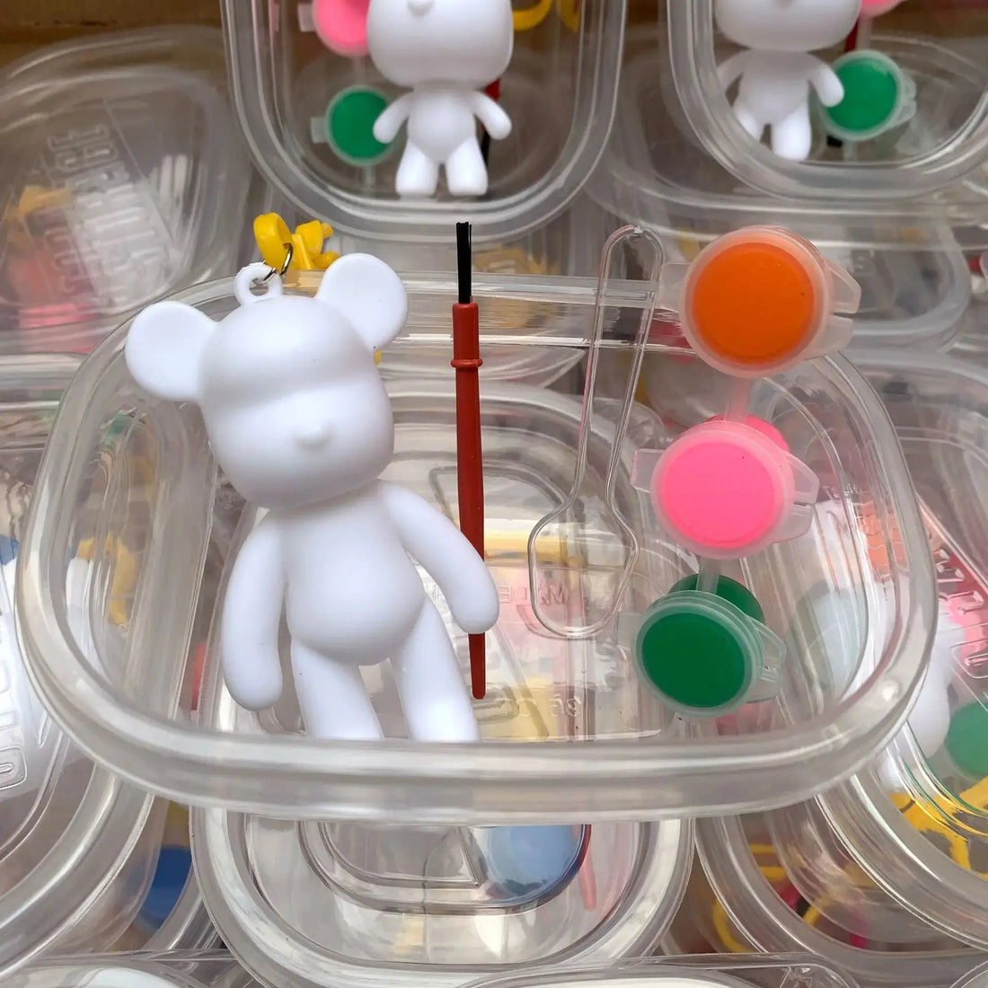 Fluid Bear Violent Bear DIY Keychain Gift Box Graffiti Fluid Bear Children's Graffiti DIY Material Pack Shopbizz Wholesale